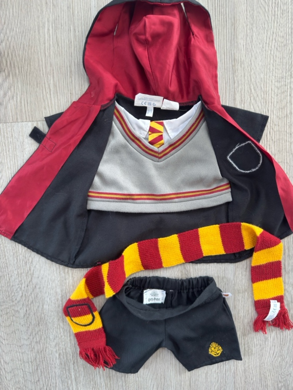 Build-A-Bear Harry Potter Set - Picture 3 of 4